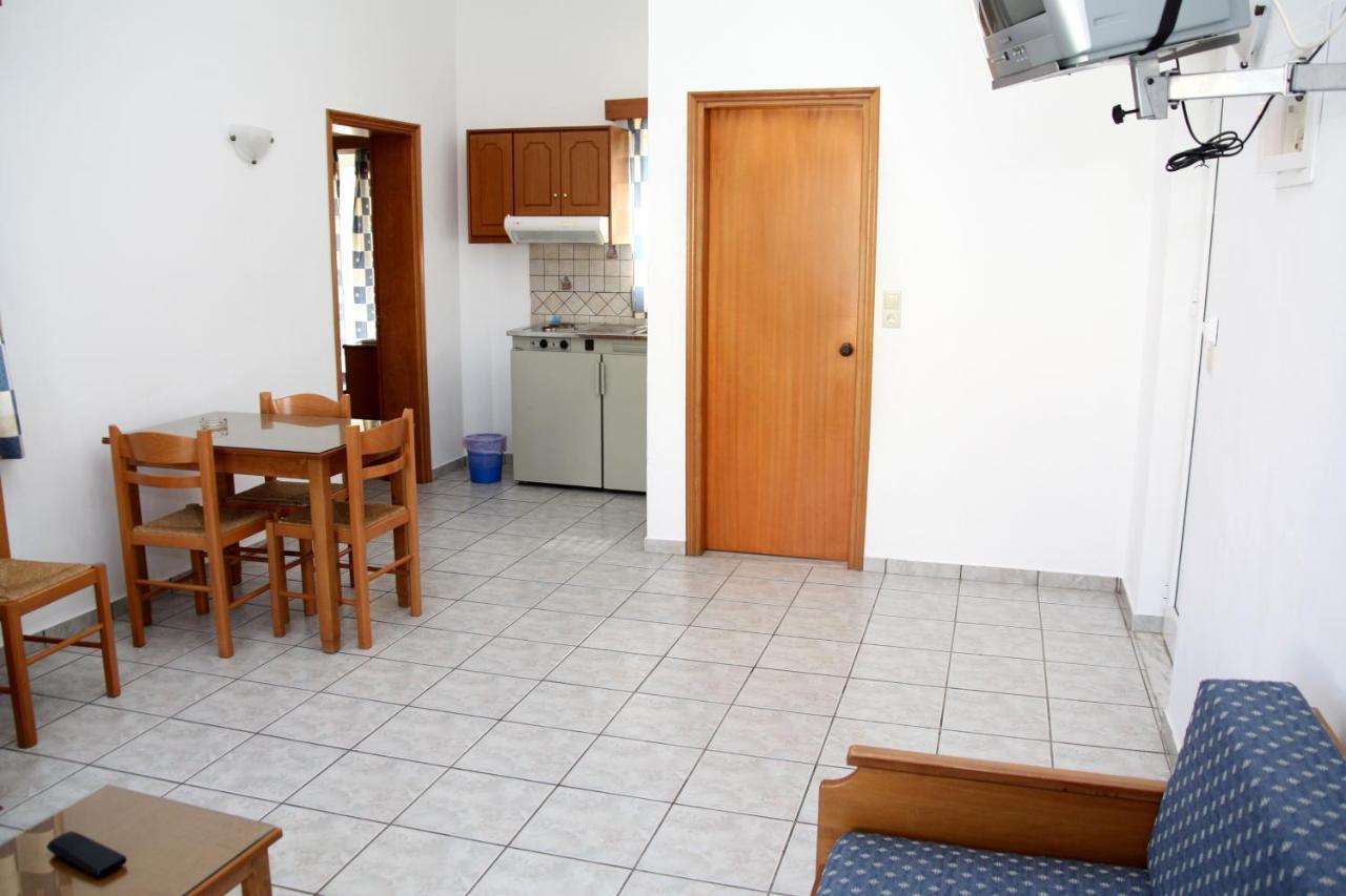 Dimitris Apartments Platanés Zimmer foto